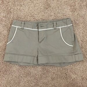 banana republic khaki/cream jean shorts